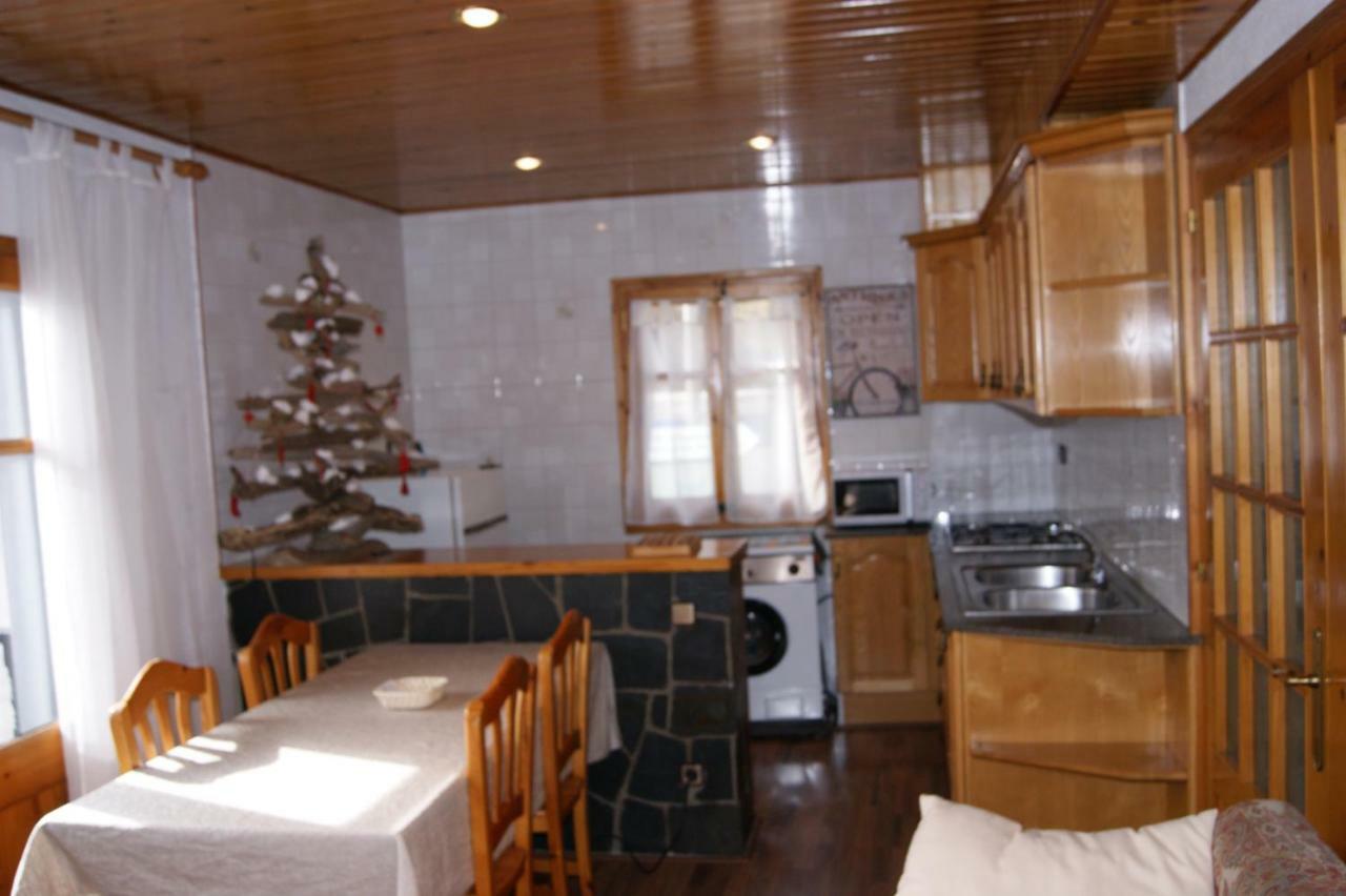 Apartaments Pont Romànic Espot Exterior foto